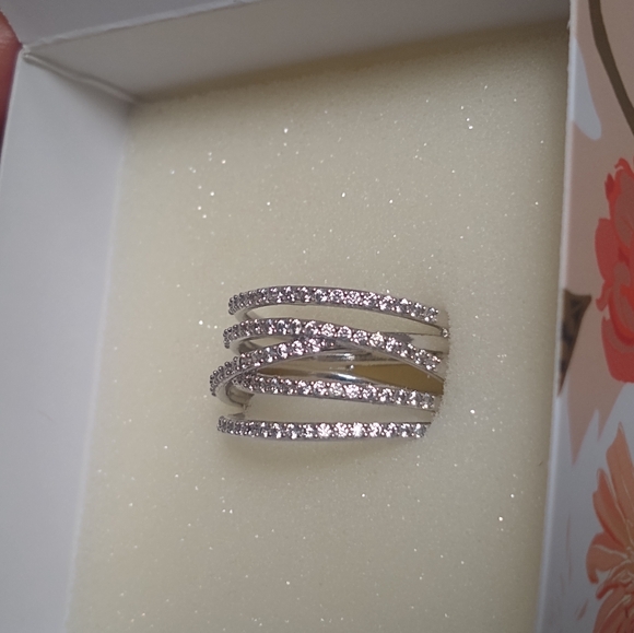 Stella & Dot Stellar Pave Silver Size 8 - Picture 3 of 7